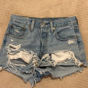Levi’s 504 shorts size 26